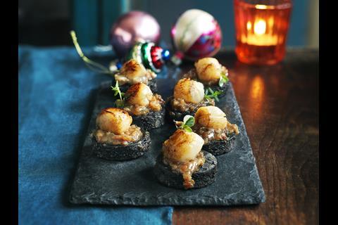 Sainsburys Taste the Difference scallop and black pudding with bacon jam